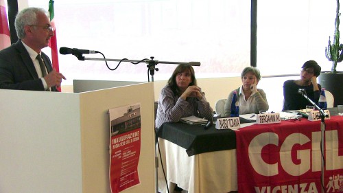 Schio_Cgil_palco_Orsi_Basso_Bergamin_Zazzera_IMG_2051