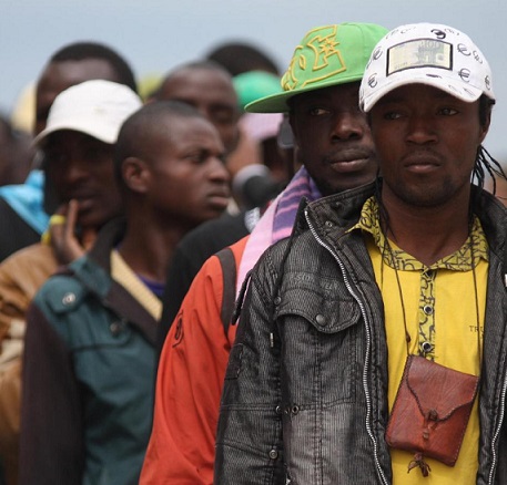 Taranto, arrivo dei profughi libici da Lampedusa