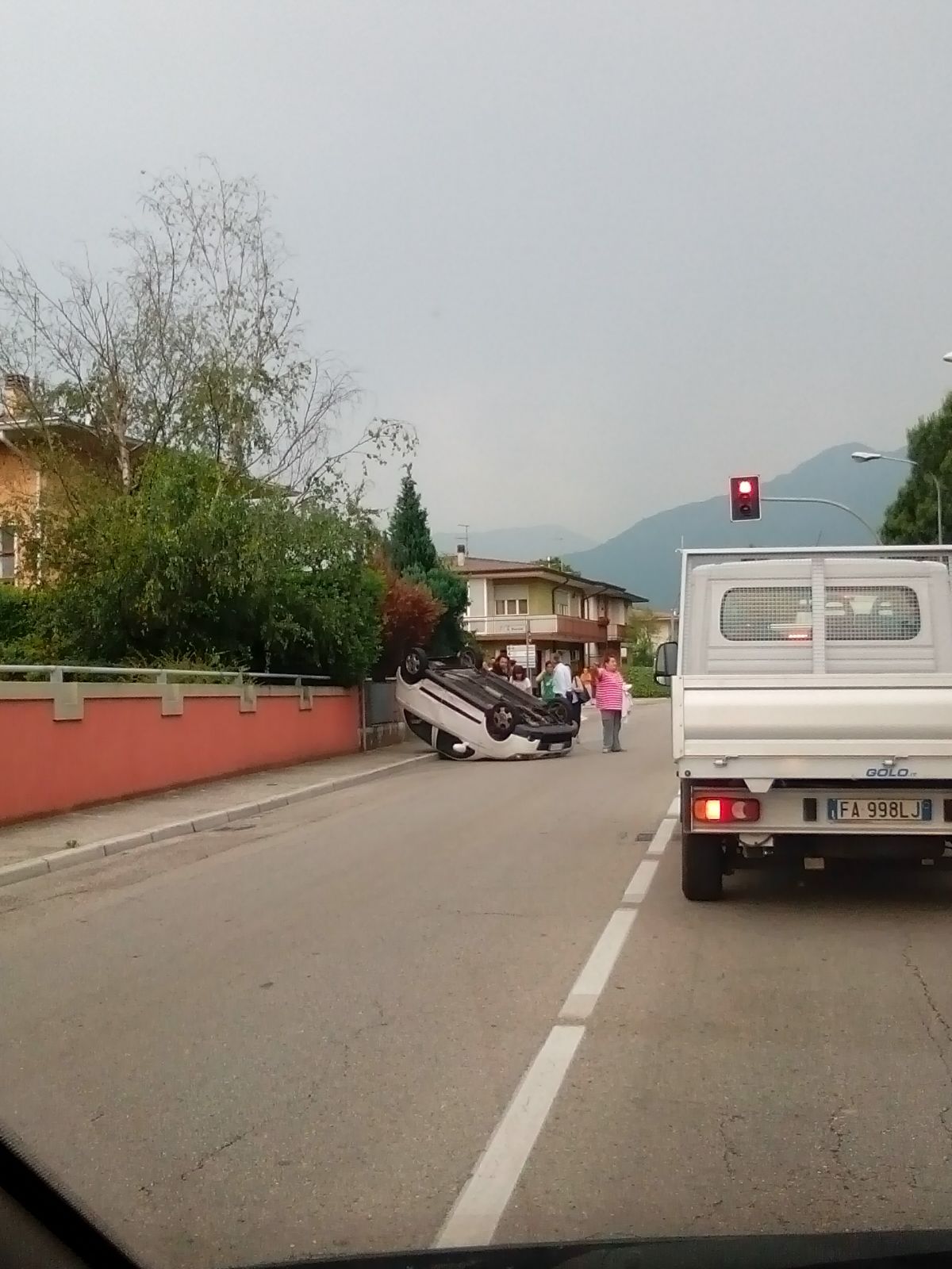 Zanè. Si ribalta con l'auto dopo incidente: una donna ferita ...