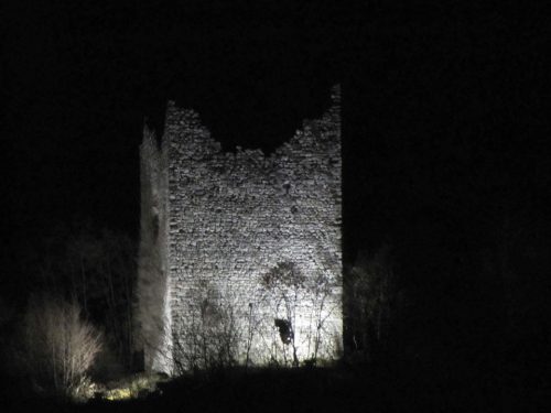 torre-alta-a-cogollo-illuminata