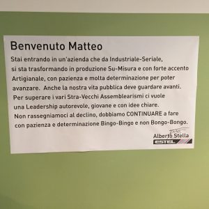 scritta benvenuto a Renzi da Estel