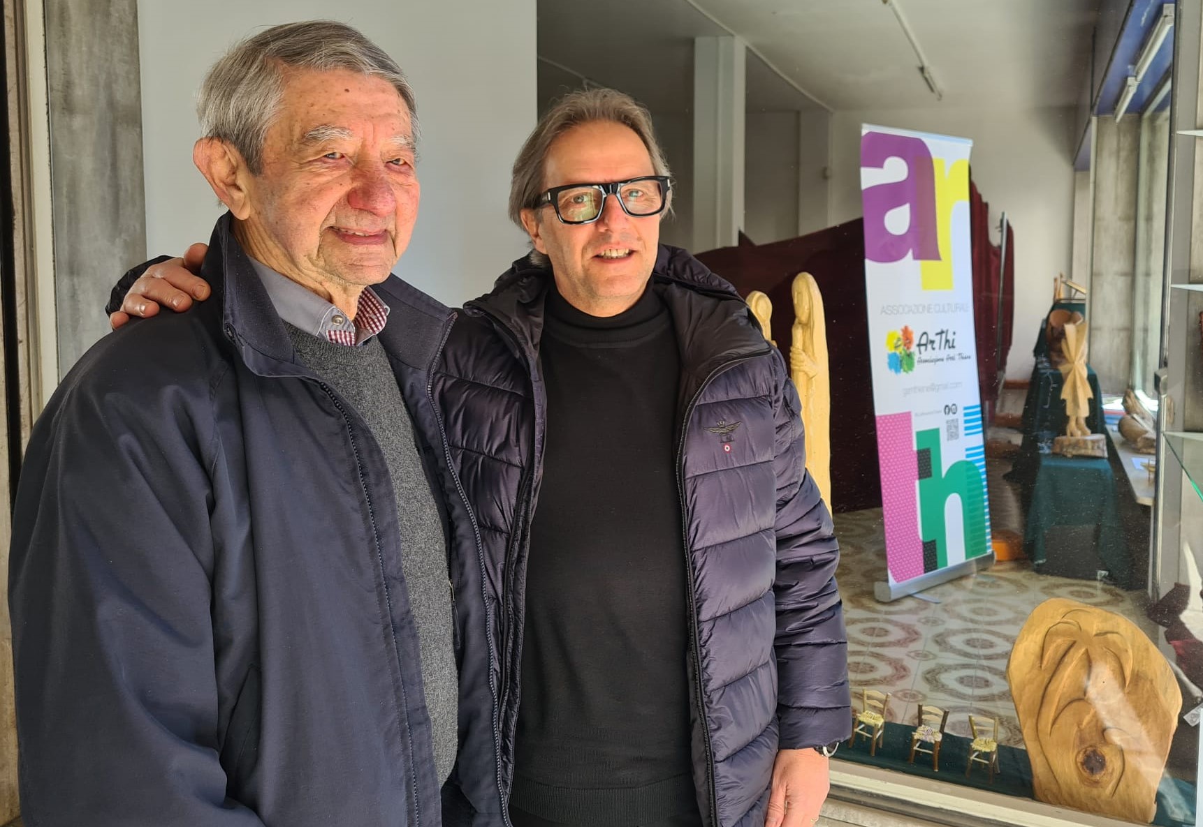 Thiene. L'arte di Giovanni Bassan nelle vetrine sfitte della città