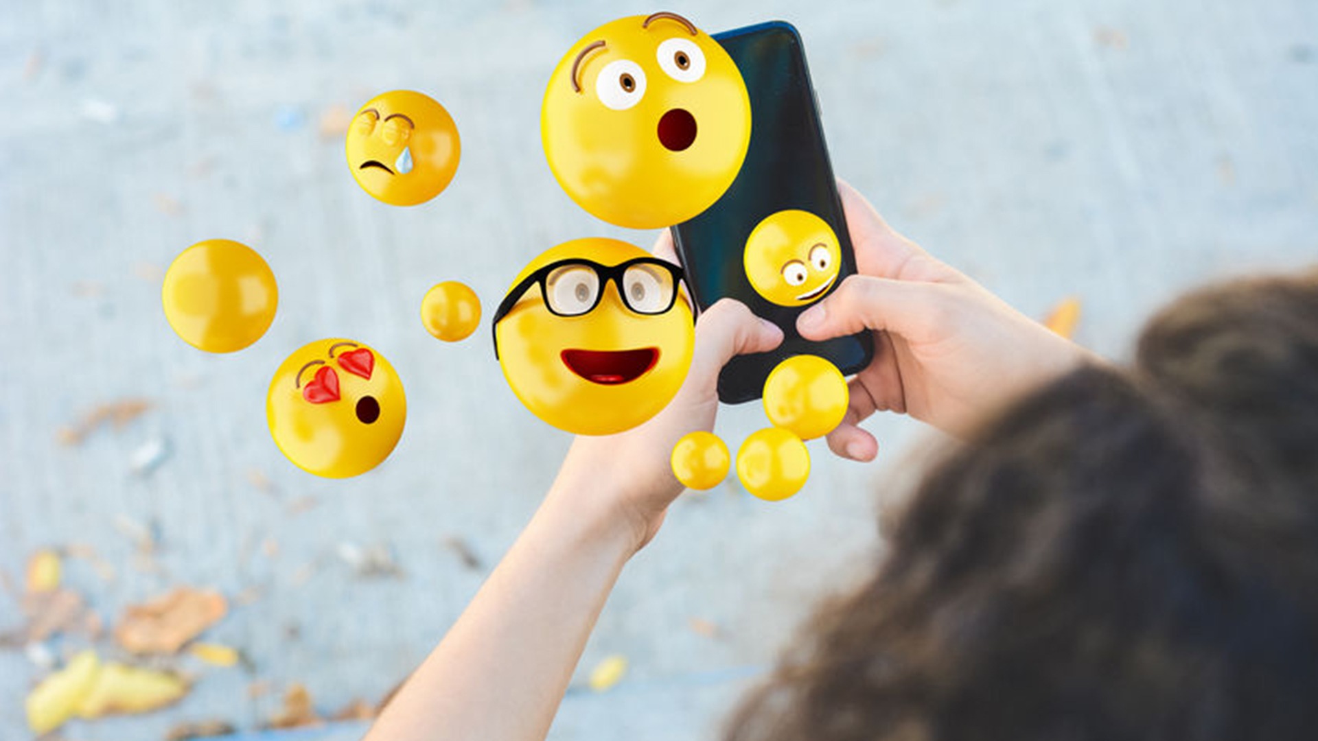 Arrivano le emoji che parlano, potrebbero essere più invasive dei ...